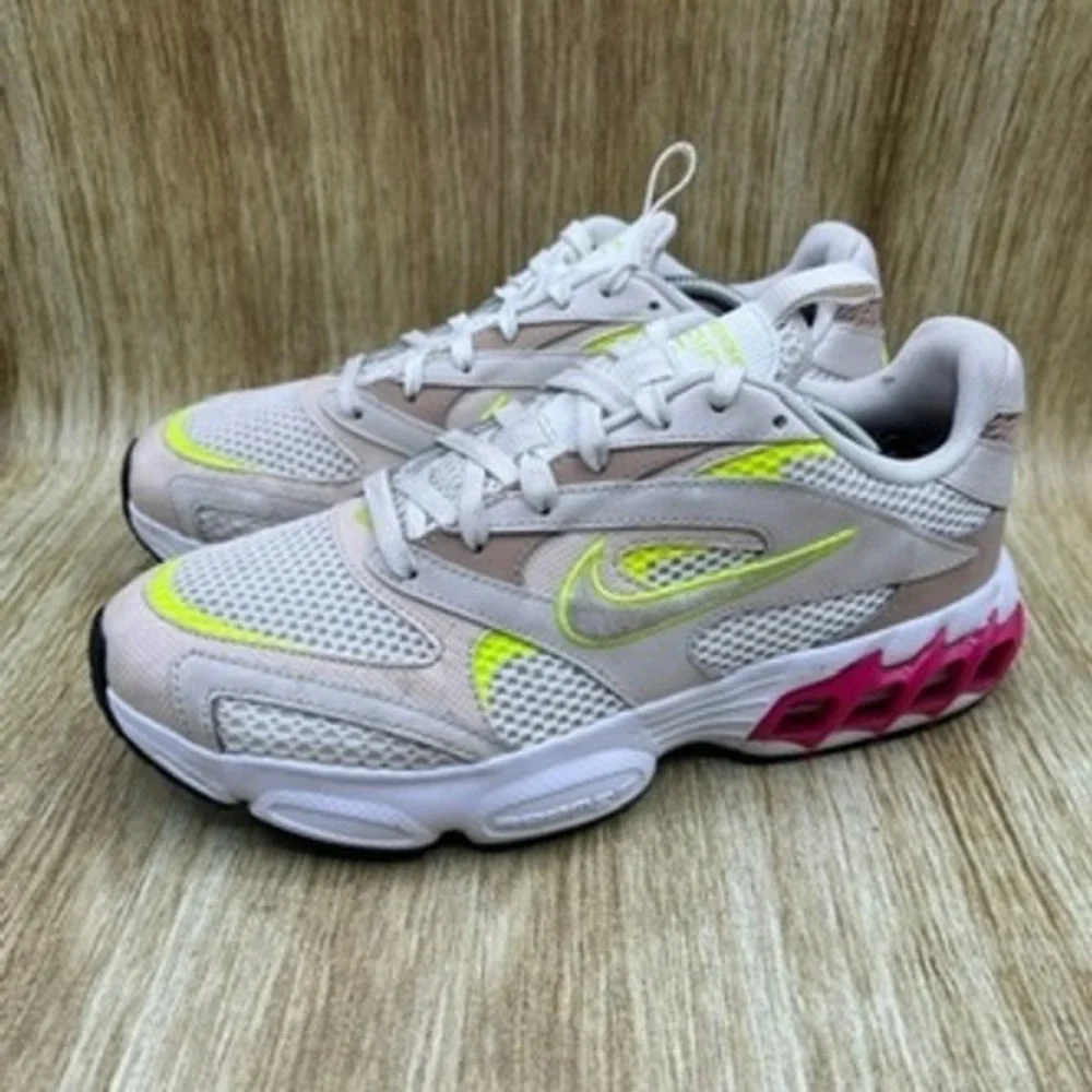 Nike Zoom Air Fire Women's Size 9 White Light Orewood Brown Shoes‎ CW3876-106